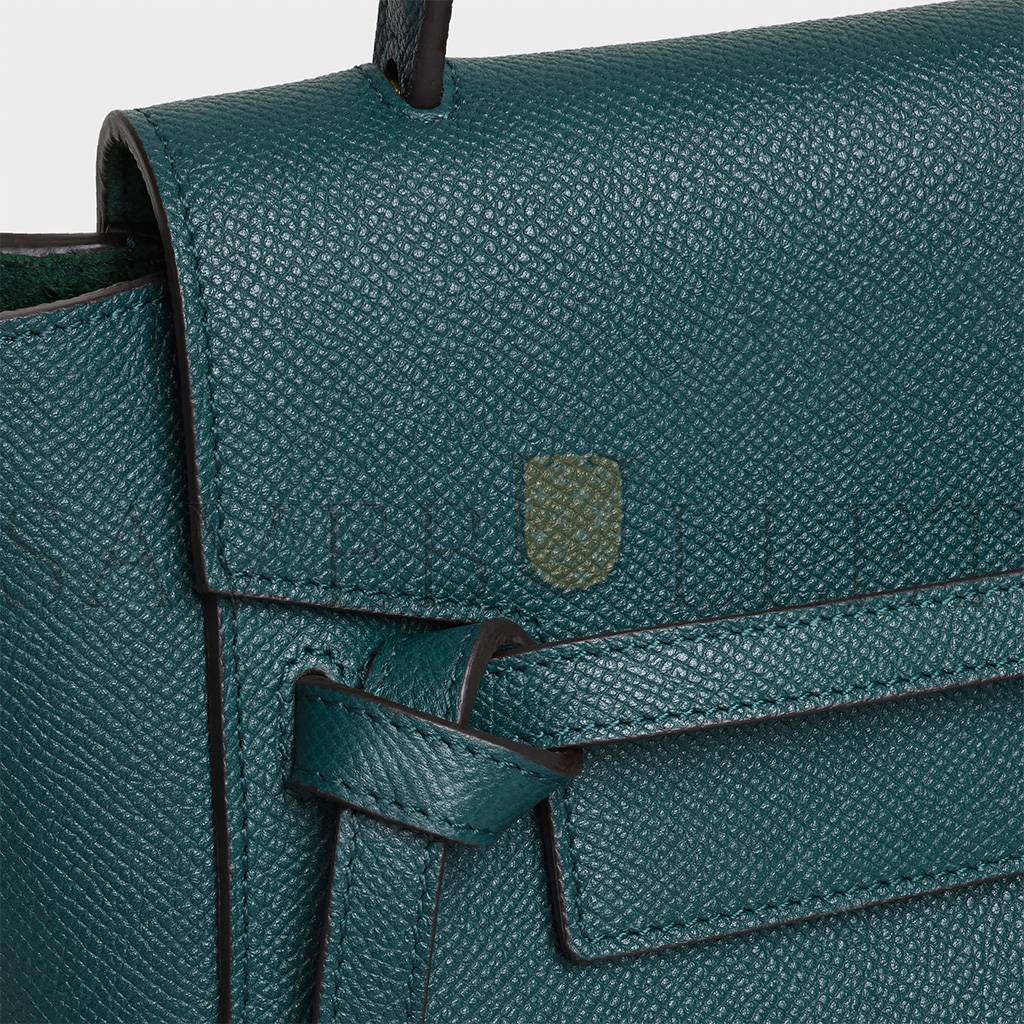 CELINE NANO BELT BAG IN GRAINED CALFSKIN 189003ZVA.31AN (20*17*11cm) CELINE NANO BELT BAG IN GRAINED CALFSKIN 189003ZVA.31AN (20*17*11cm)